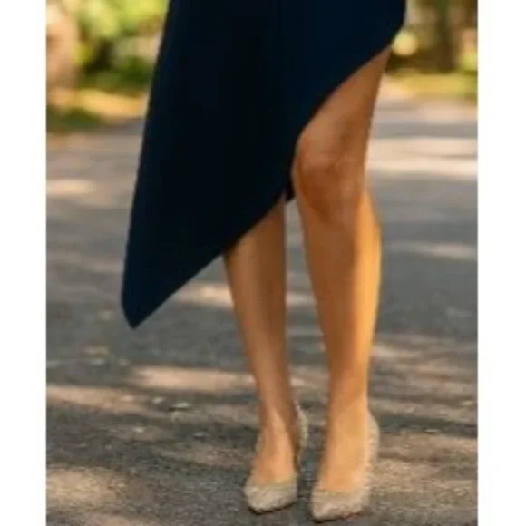 Gianni Bini Size 7 Stylist Classic Gold Rhinestone Studded Stiletto Heels - Picture 2 of 12